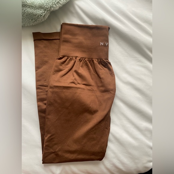 NVGTN Pants - NVGTN caramel solid seamless leggings